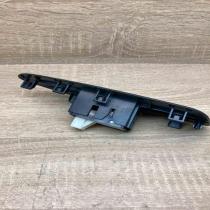 74232 02560   Electric window control switch Toyota Auris 150