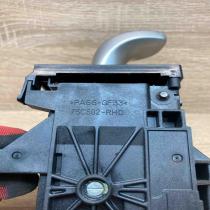 75C582  RHD Gear shifter/selector Toyota Prius (XW30)