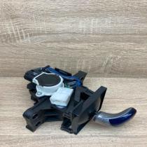 75C582  RHD Gear shifter/selector Toyota Prius (XW30)