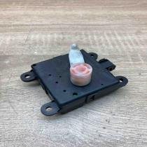 2774300A03 111116C  Air flap motor/actuator Nissan Qashqai