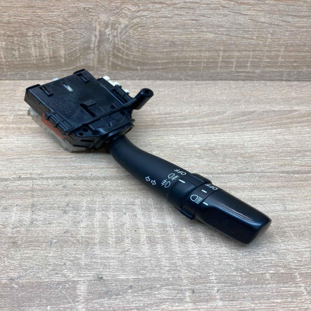 84140 05110 173650B L93 Indicator stalk Toyota Avensis T250