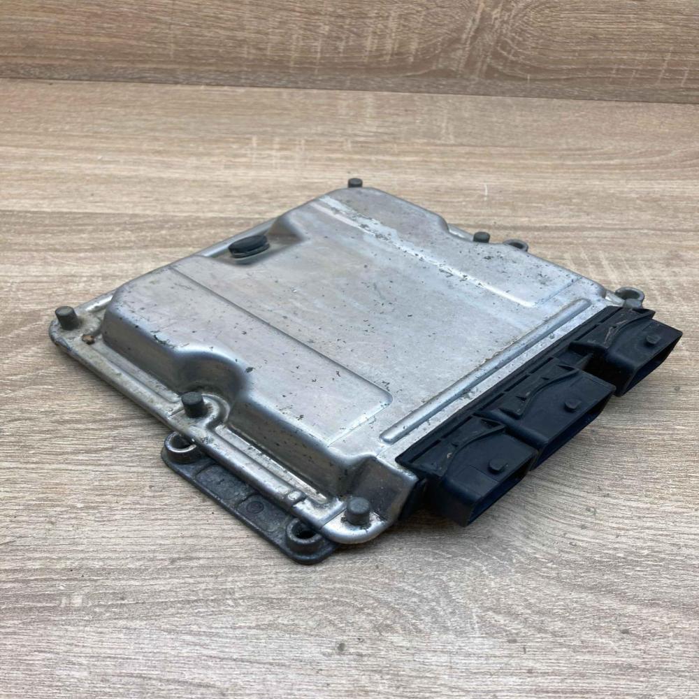 9642014880 0281010592  Engine control unit/module ECU Peugeot 306