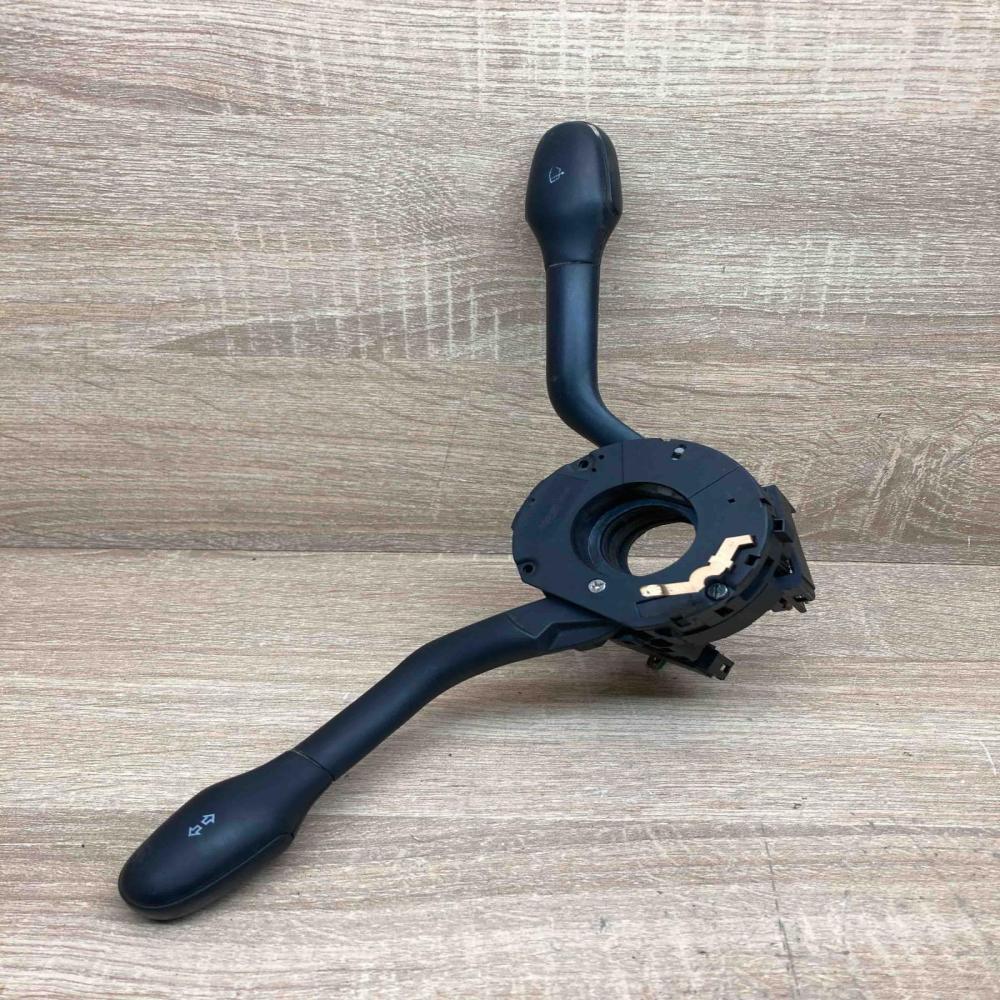 109086 1H0953633A  Wiper turn signal indicator stalk/switch Volkswagen PASSAT B4