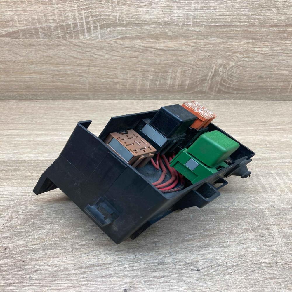 90560119 03447012  Fuse box set Opel Astra G