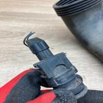 037906240  With Plug Air intake duct part Volkswagen Golf III