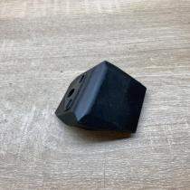 785482 7700785482  Rear bumper mounting bracket Renault 19