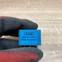 8D0951253A 899313000 373 Other relay Audi A4 S4 B5 8D