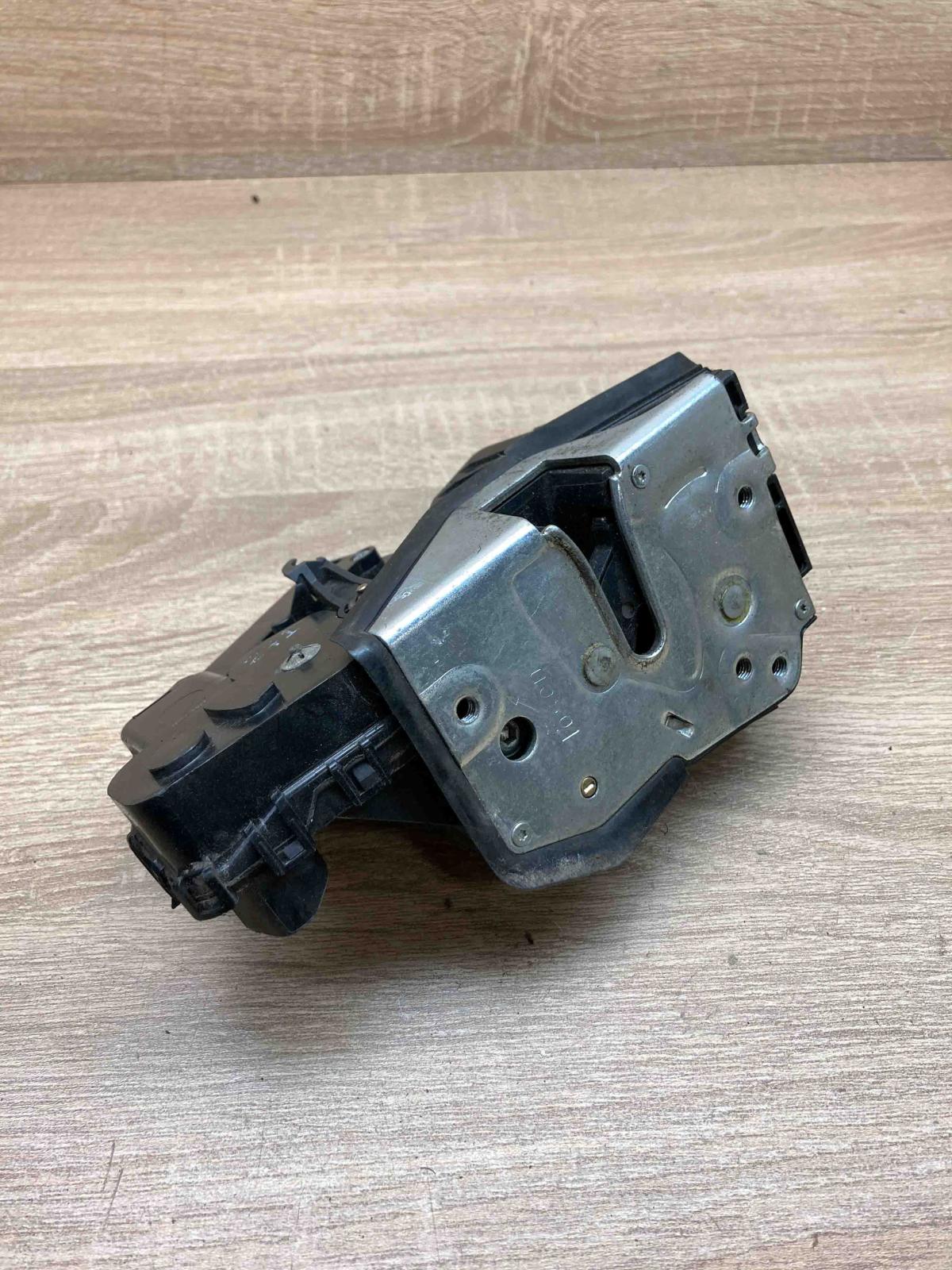 FTL241   Front door lock BMW 3 E46