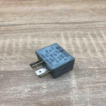 141951253B 20240072 53 Other relay Audi A4 S4 B6 8E 8H