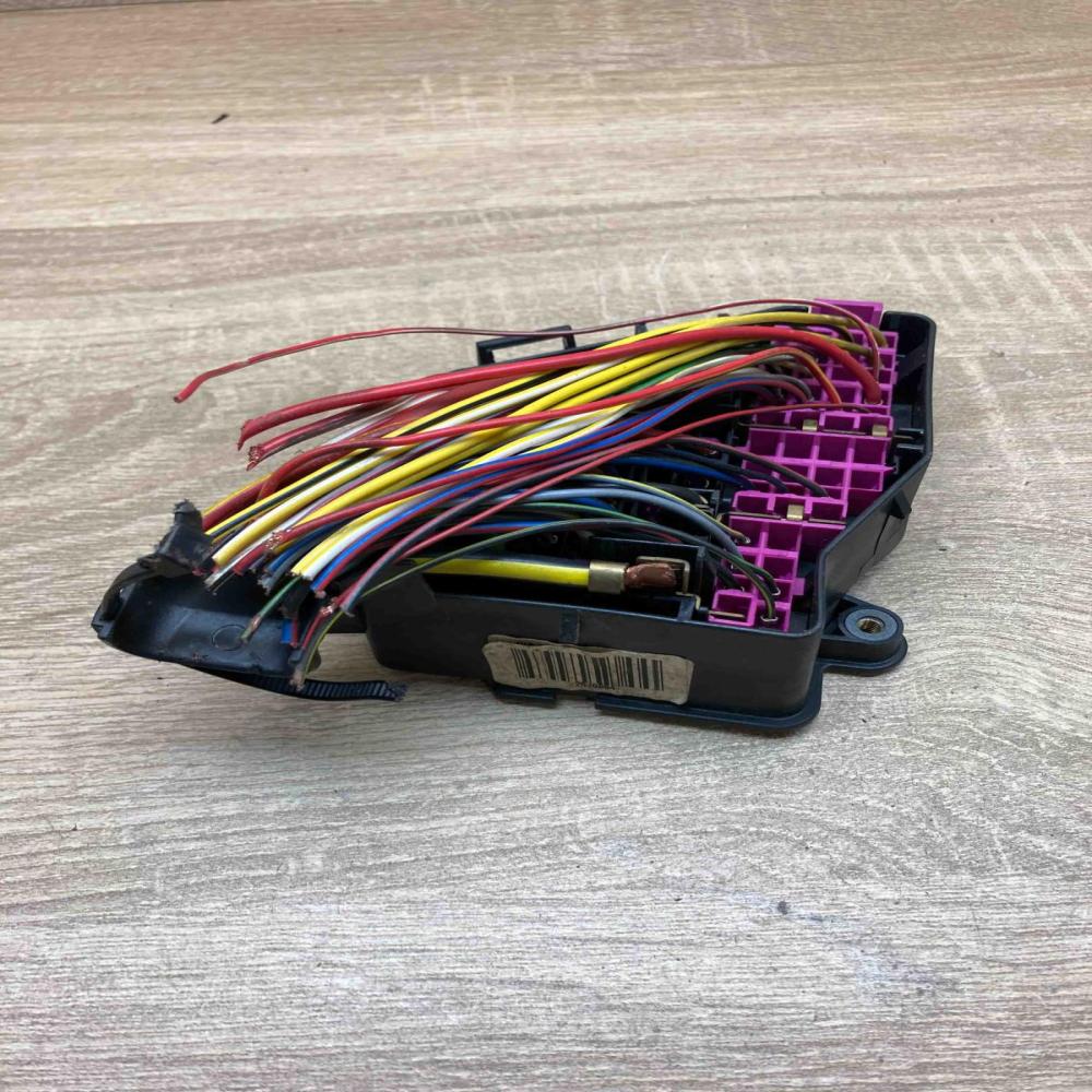 8D1941824   Fuse box set Audi A6 S6 C5 4B