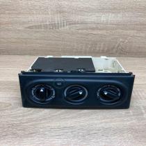 9041703027   Climate control unit Renault Laguna I