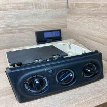 9041703027   Climate control unit Renault Laguna I