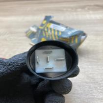 7700804117   Other relay Renault Trafic III (X82)