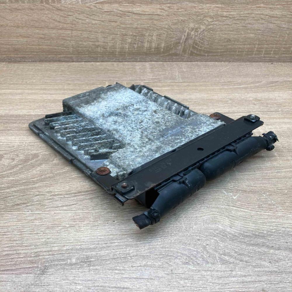 03G906018CE 5WP45610AE  Engine control unit/module ECU Volkswagen PASSAT B6