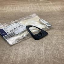 A2047660605   Front door exterior handle/bracket Mercedes-Benz C W204