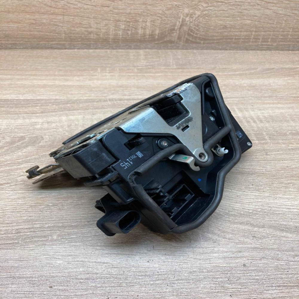 7012145   Rear door lock BMW 1 E81 E87