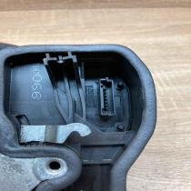 7167066   Front door lock BMW 7 E65 E66