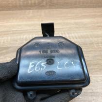 155038   Headlight/headlamp dust cover BMW 7 E65 E66