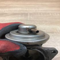 038131501AN 271913022  EGR valve Volkswagen Touran I