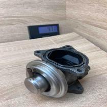038131501AN 271913022  EGR valve Volkswagen Touran I