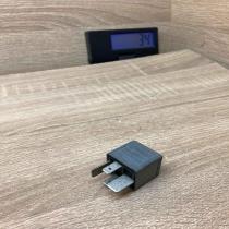 8D0951253 V23134 J52 X300 370 Other relay Audi A4 S4 B6 8E 8H