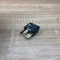 443951253J  213 Other relay Audi A4 S4 B5 8D