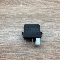 1393412 V23073 B1005 X18  Other relay BMW 5 E39