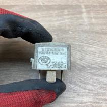 1729004 V23134 C52 X90  Other relay BMW 5 E34