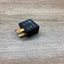 443919578C 899519 267 Other relay Volkswagen PASSAT B5