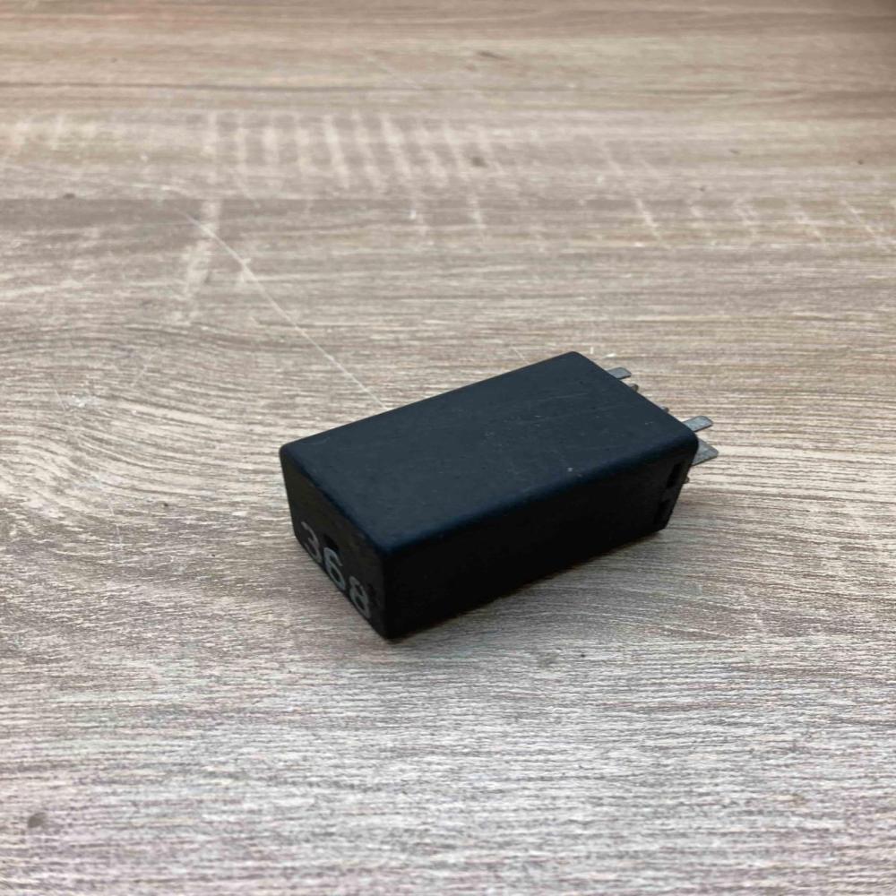 4A0907045 05370300 368 Other relay Audi 100 S4 C4