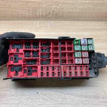 XF21 14A003 AA R2118 006 REV B  Fuse box set Ford Focus