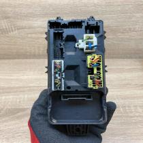 0187972   Fuse module Mazda 626