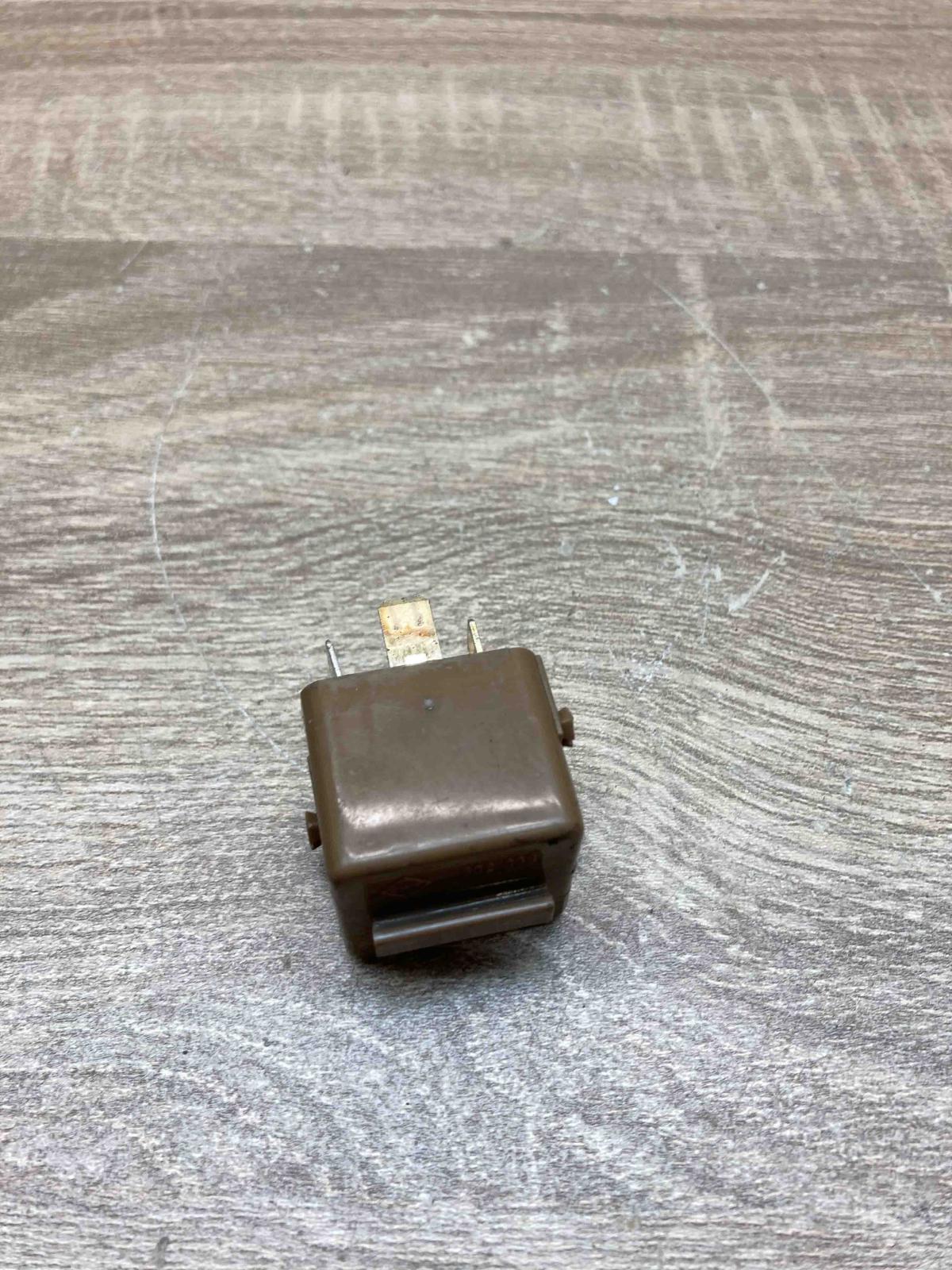 1388745 602039  Other relay BMW 5 E39