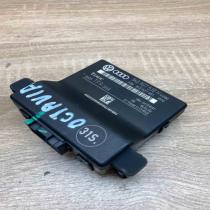 1K0907530H 1K0907951  Gateway control module Skoda Octavia Mk2 (1Z)