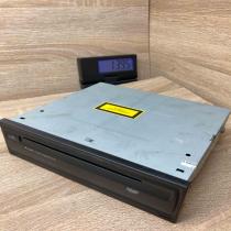 4E0919887D 4E0910887Q  Navigation unit CD/DVD player Audi A8 S8 D3 4E