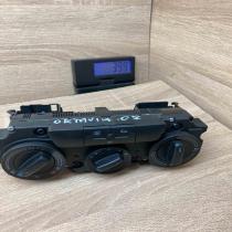 743581   Climate control unit Skoda Octavia Mk2 (1Z)