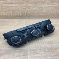 3T0820047AB 5HB009752 50  Climate control unit Skoda Octavia Mk2 (1Z)