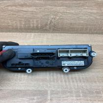 3T0820047AB 5HB009752 50  Climate control unit Skoda Octavia Mk2 (1Z)