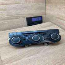 3T0820047AB 5HB009752 50  Climate control unit Skoda Octavia Mk2 (1Z)