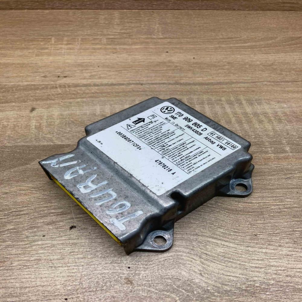 1T0909605D 5WK43828  Alarm control unit/module Volkswagen Touran I