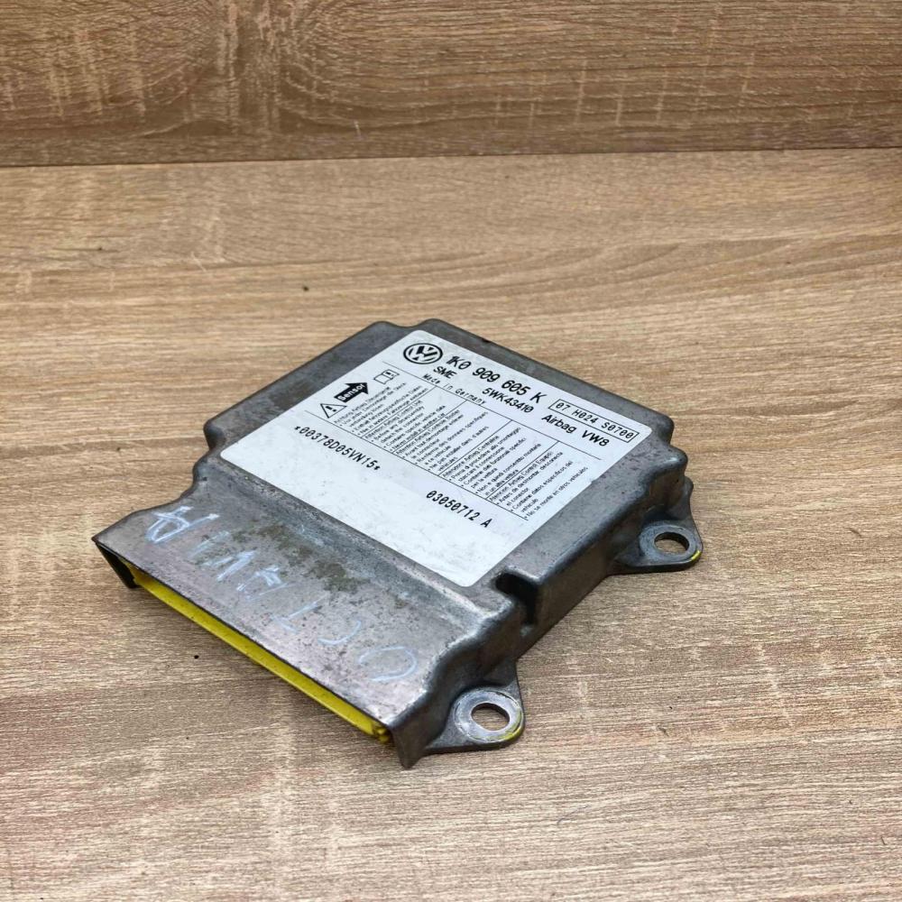 1K0909605K 5WK43410  Airbag control unit/module Skoda Octavia Mk2 (1Z)