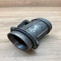 AFH70M 28 059906461D  Mass air flow meter Volkswagen PASSAT B5