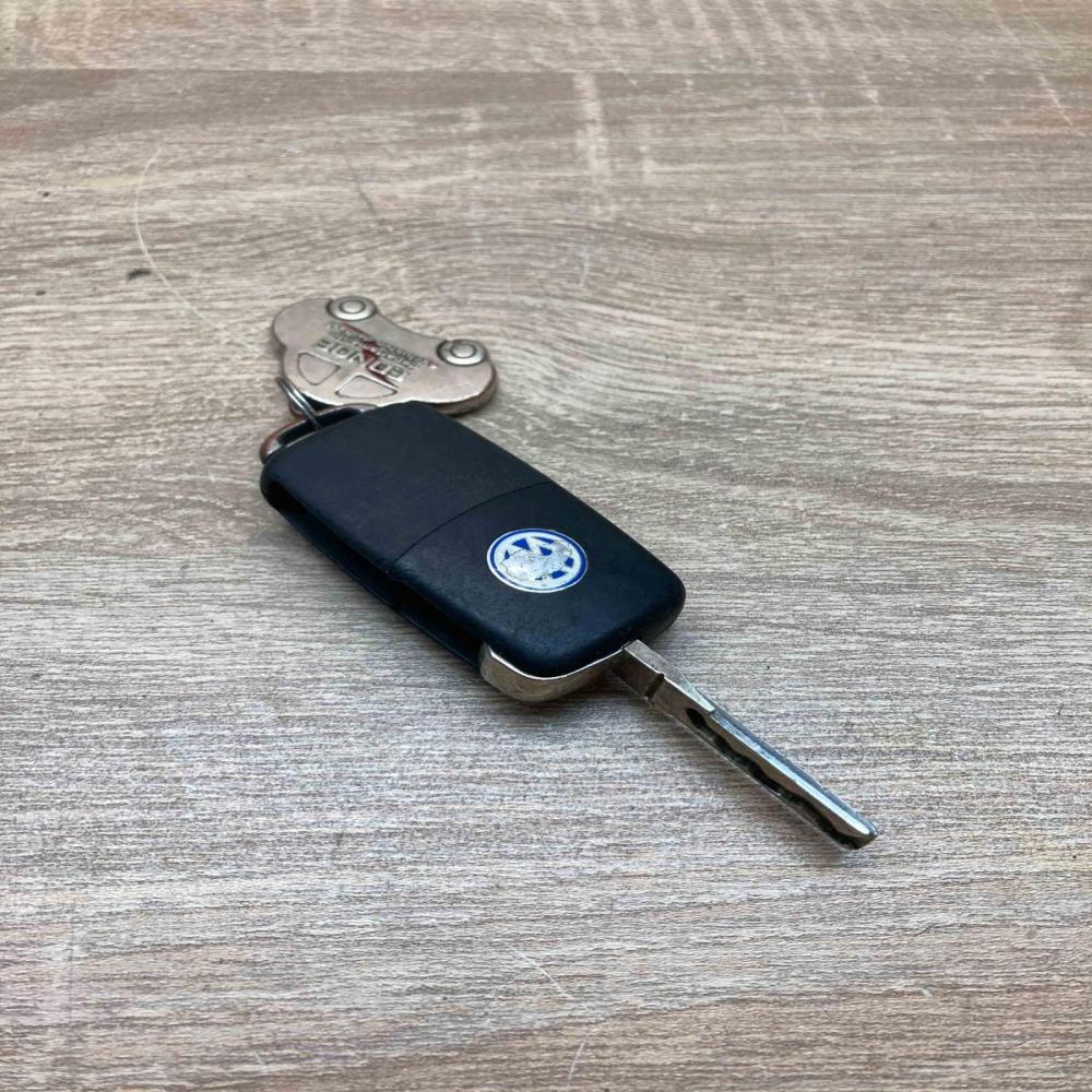 3C0959753P   Ignition key/card Volkswagen PASSAT B5