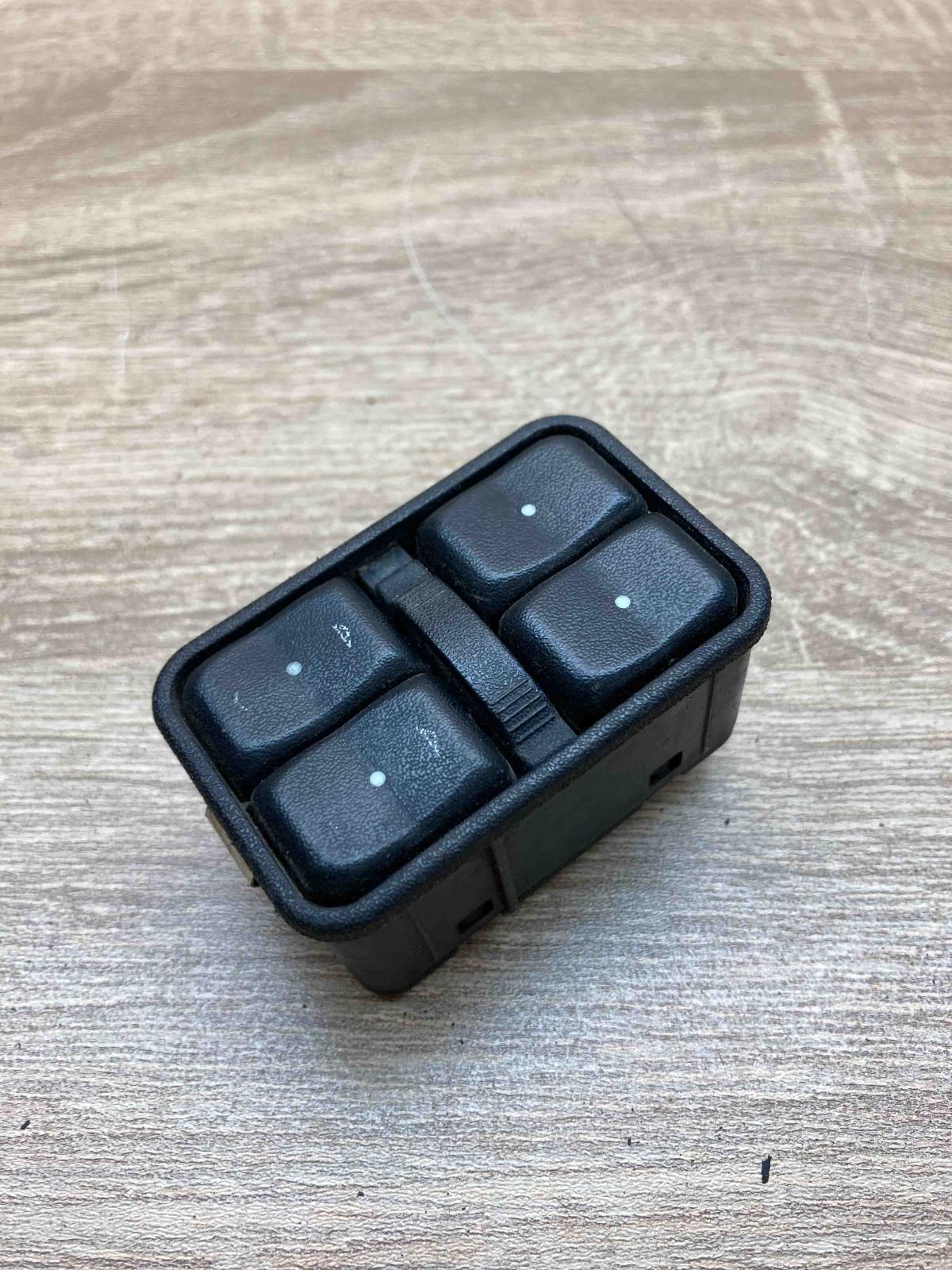 90561086 13363401 Used Electric window control switch Opel Astra G