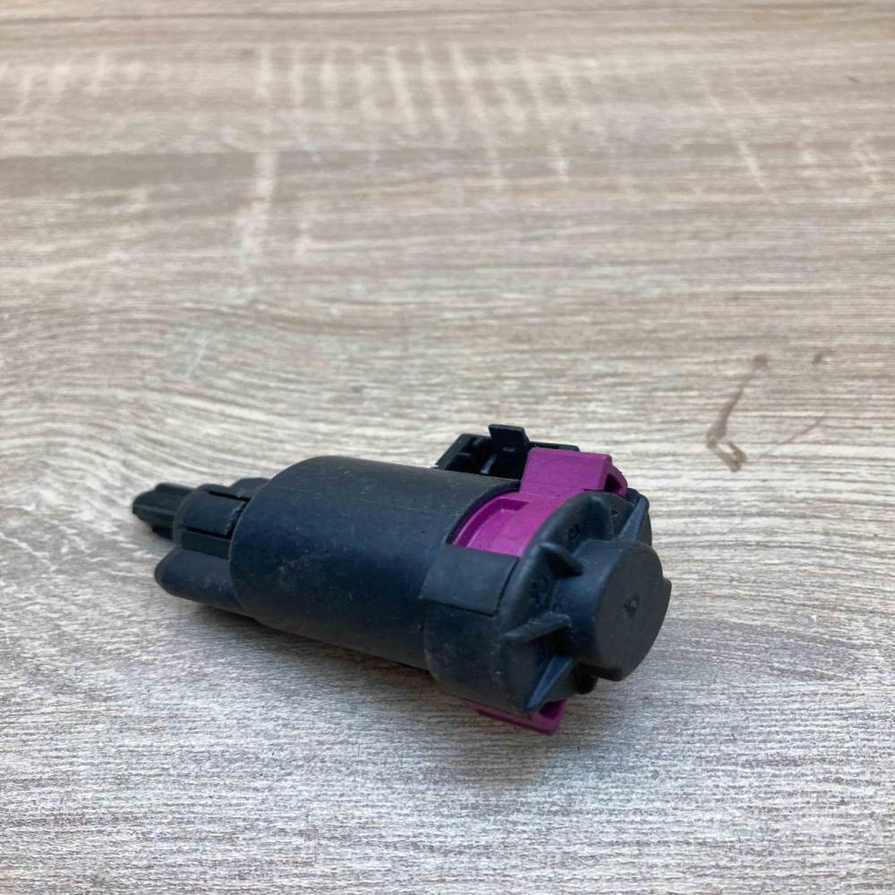 4F0945459B 1469996 2  Brake pedal sensor switch Audi A6 S6 C6 4F