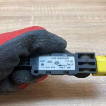 7L0909606 171102  Airbag deployment crash/impact sensor Volkswagen Touareg I