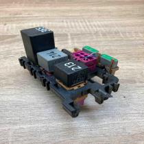 8D1937545   Other relay Audi A4 S4 B5 8D