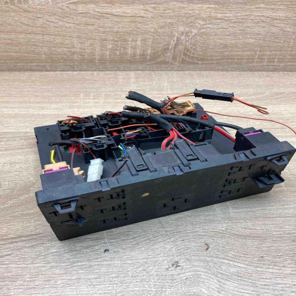 3C0937049H S1301  Comfort/convenience module Volkswagen PASSAT B6