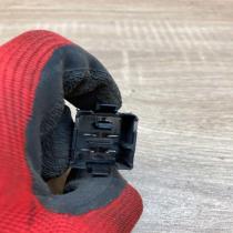 1K0953509A   Hazard light switch Volkswagen Golf V