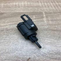 3B0945511C 19322010  Brake pedal sensor switch Audi A6 S6 C6 4F